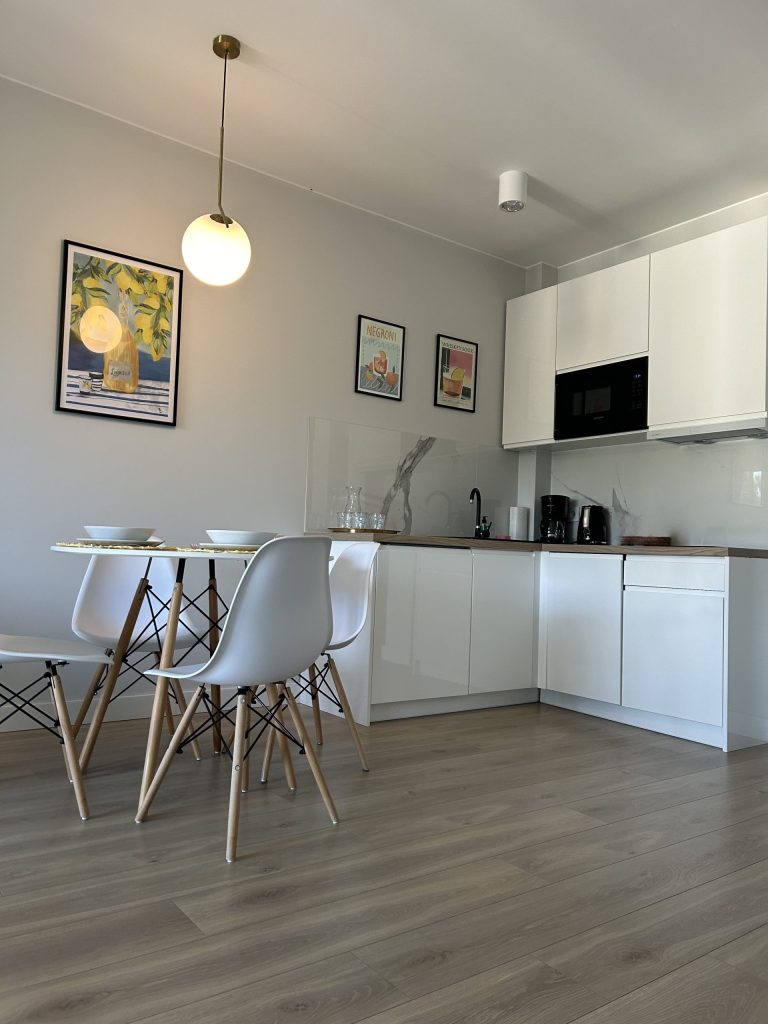 Kuchnia w apartamencie 37 Sosnowa 4 Mielno