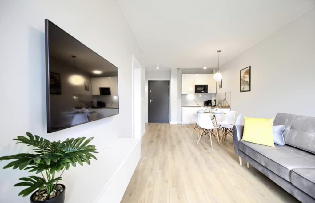 Salon w apartamencie 40 Sosnowa 4 Mielno