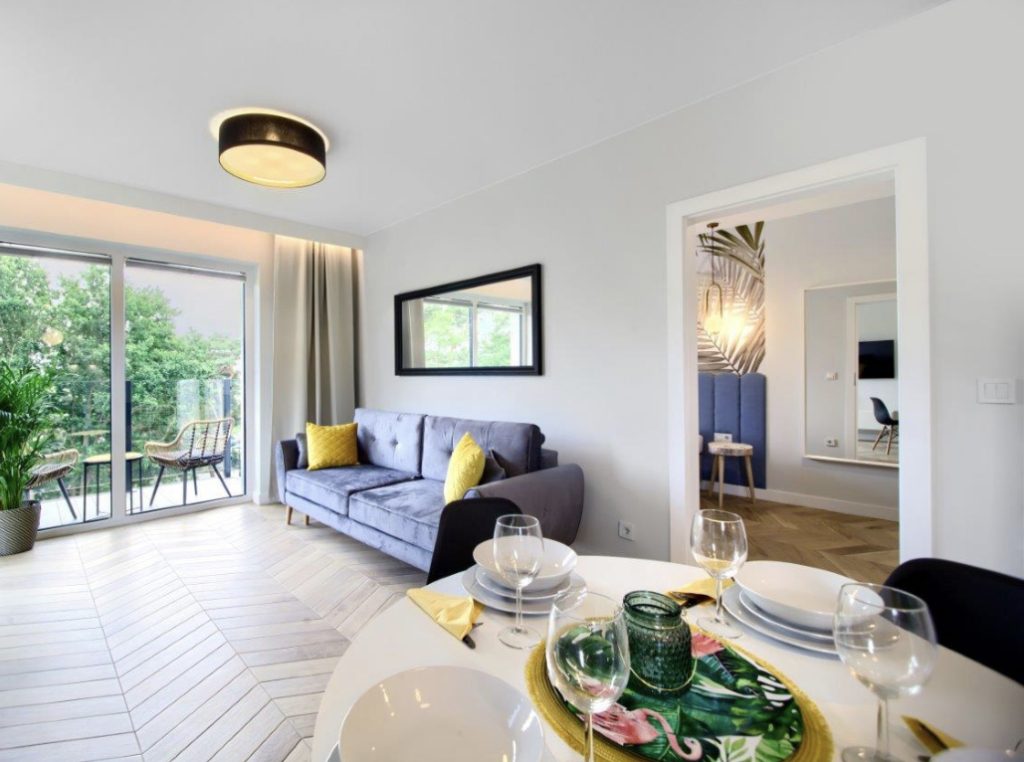 Salon w apartamencie 39 Sosnowa 4 Mielno