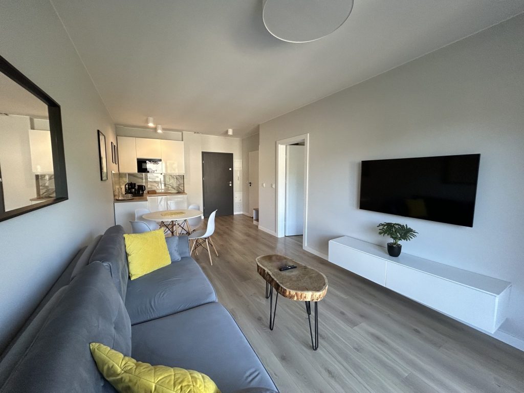 Salon w apartamencie 26 Sosnowa 4 Mielno