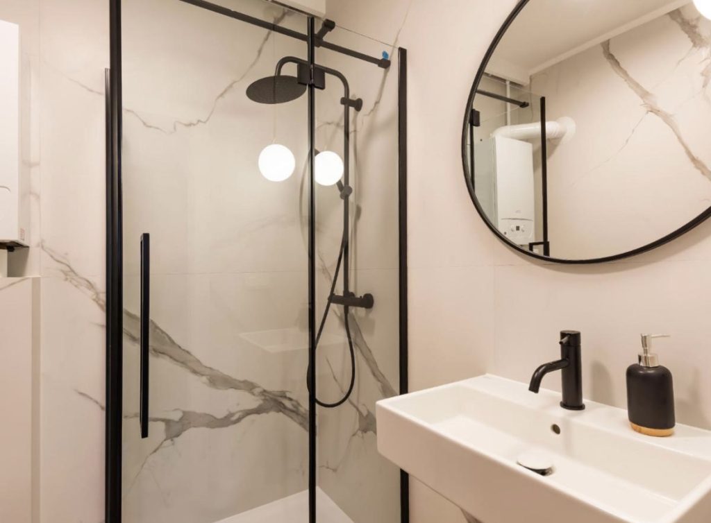 Łazienka w Apartamencie 43 Sosnowa 4 Mielno